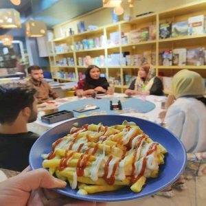 کافه بردگیم تتا