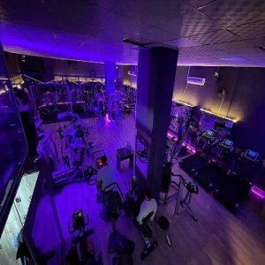 باشگاه بدنسازی آوان